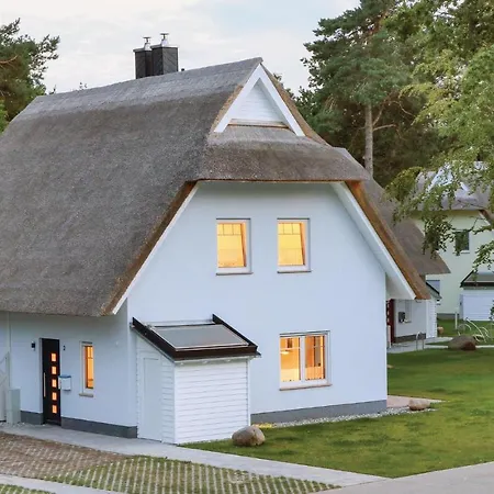 Reetdachhaus 9 Auf Usedom Сasa de vacaciones Kutzow
