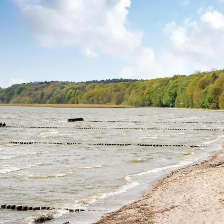 Holiday home Reetdachhaus 9 Auf Usedom Kutzow